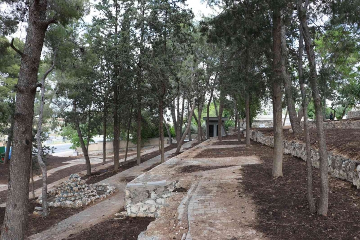 Yanal Oba Mahallesinde Park Çalışması