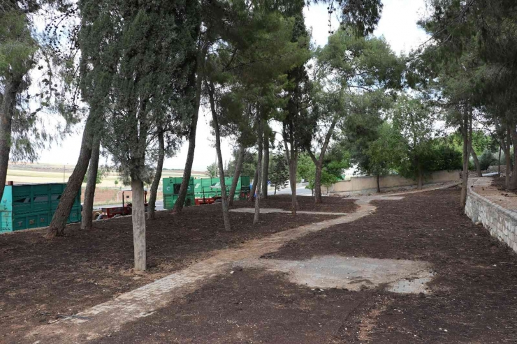 Yanal Oba Mahallesinde Park Çalışması