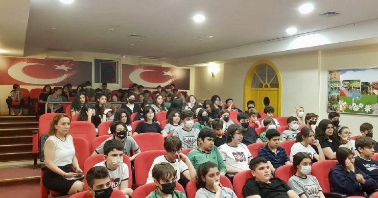 Gaziantep Kolej Vakfı’nda Münazara Heyecanı