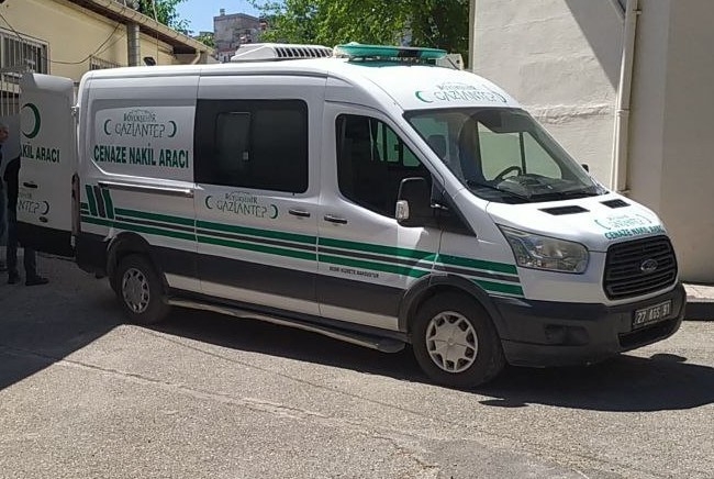 Serinlemek İçin Fırat Nehri’ne Giren Genç Boğuldu