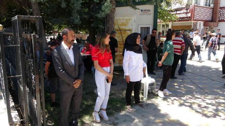Dünya Şampiyonu Akbaş’a Bir Altın Da Başkan Kazgan’dan