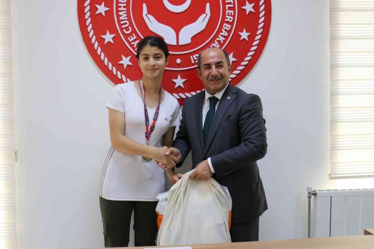 Bandminton’da Malatya’yı Derece İle Temsil Ettiler