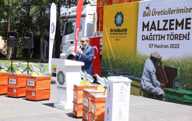 Diyarbakır’da Bal Üreticilerine Malzeme Desteği