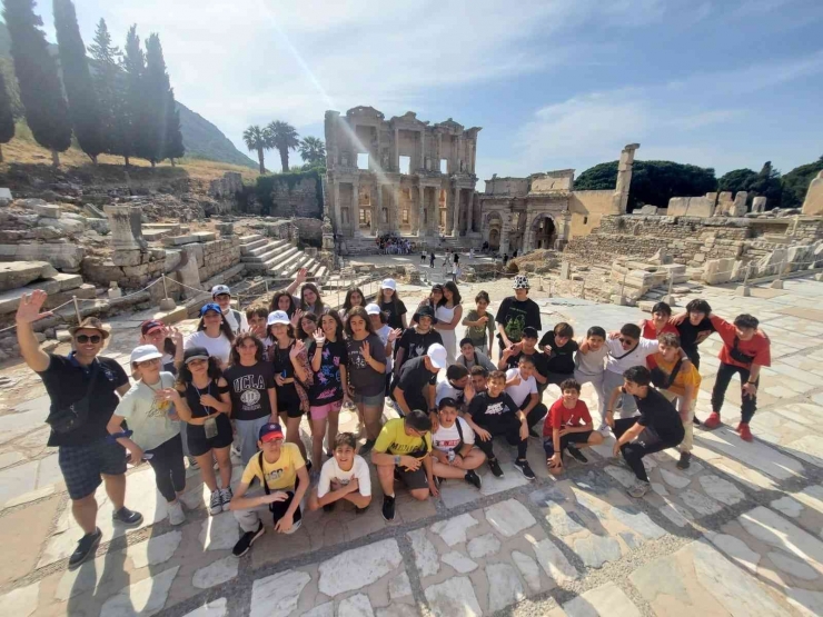 Kolej Öğrencileri Anadolu’yu Geziyor