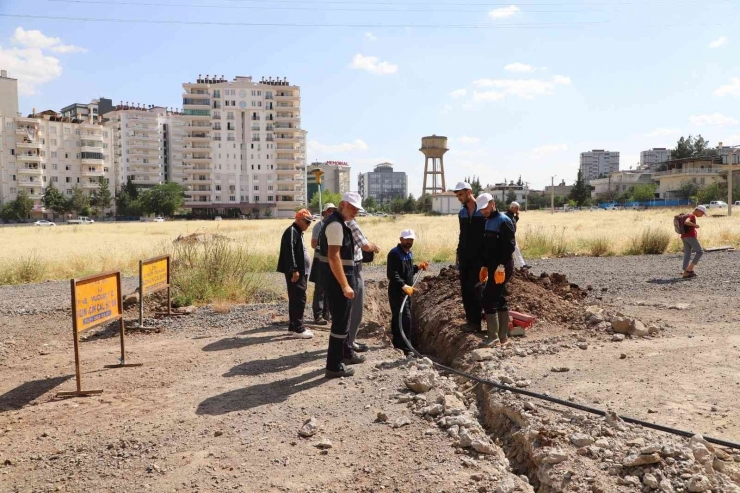 Diski Ekiplerinden 100 Evler’de Abone Bağlantı Çalışması