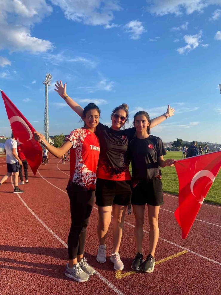 Gkv’li Hatice Kılıç Atletizmde Balkan Şampiyonu Oldu