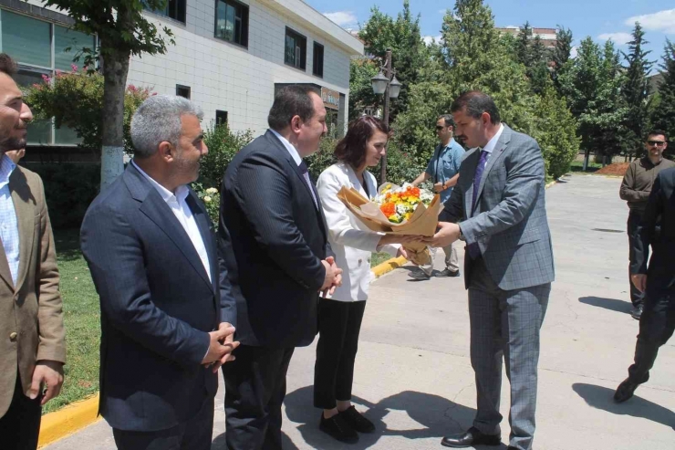 Viranşehir’de Valiye Şelengo İkram Edildi