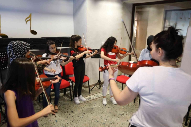 Gaziantep’te Çocuklar İçin Yaz Kursları Başladı