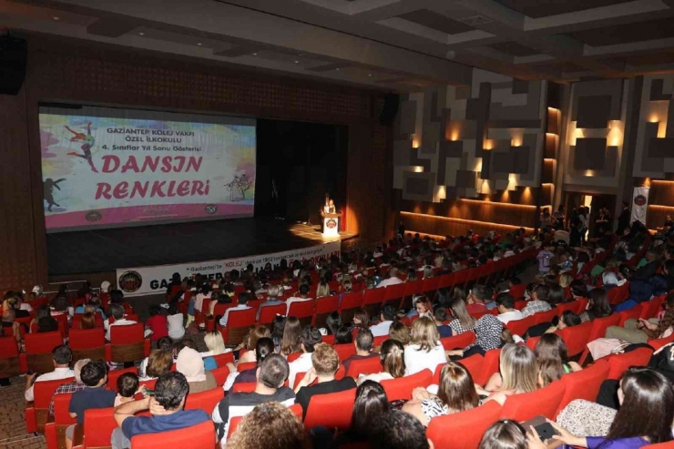 İlkokul Öğrencileri Dansın Renklerini Sahneye Taşıdı