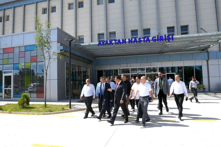 Muhtarlardan Başkan Gürkan’a Hastane Teşekkürü