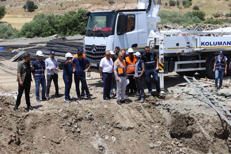 Hani İlçesinde Atıksu Arıtma Tesisinde Çalışmalar Devam Ediyor