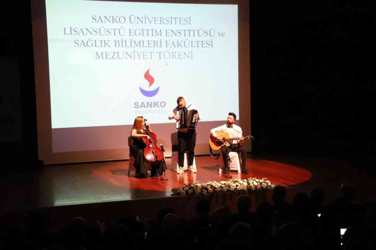 Sanko Üniversitesi’nde Mezuniyet Heyecanı