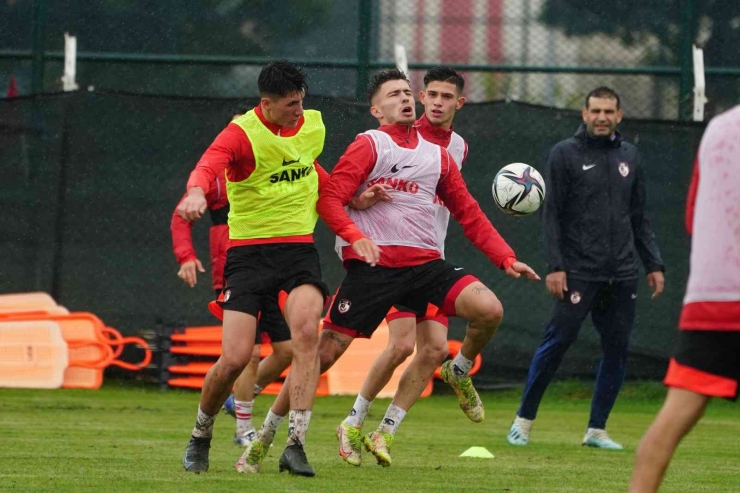 Gaziantep Fk Hazırlıklarını Bolu’da Sürdürüyor