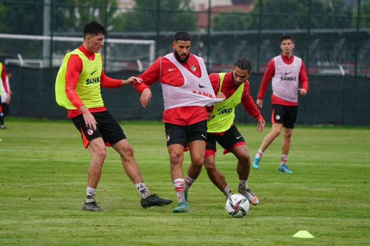 Gaziantep Fk Hazırlıklarını Bolu’da Sürdürüyor