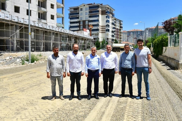 Yeşilyurt’ta Alternatif Yol Güzergahları Oluşturuluyor