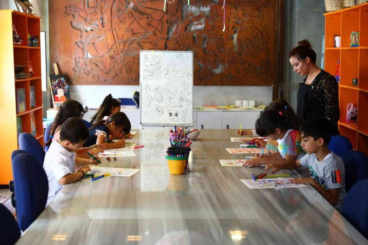 Gaziantep Sanat Akademisi’nde Çocuk Sanat Kursları Başladı