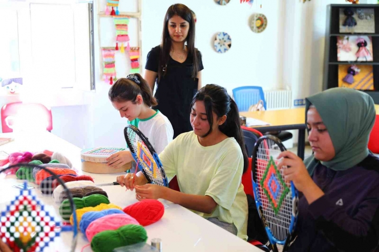 Gaziantep Sanat Akademisi’nde Çocuk Sanat Kursları Başladı