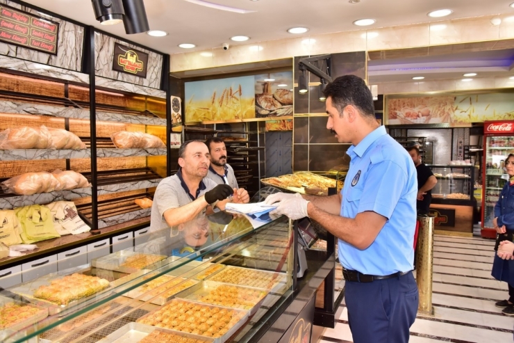 Battalgazi’de Bayram Öncesinde Tatlıcılara Denetim