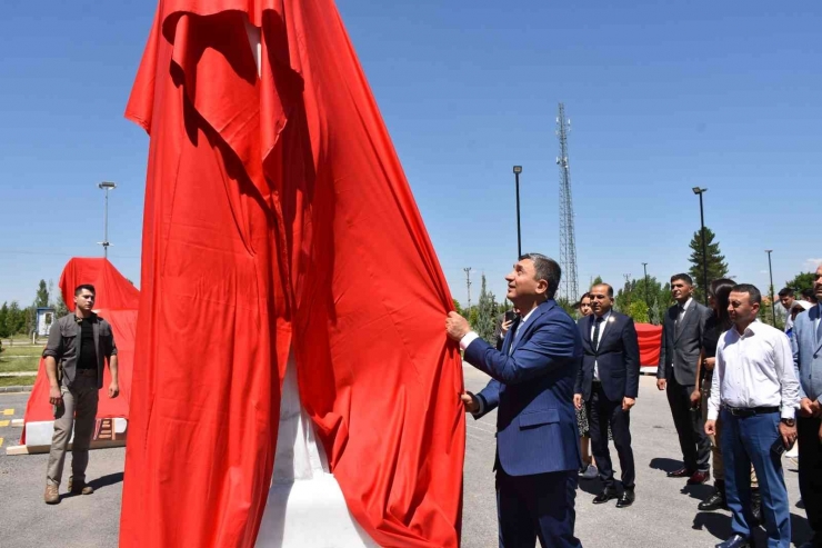 I. Uluslararası Taş Heykel Sempozyumu Kapanış Töreni Gerçekleşti