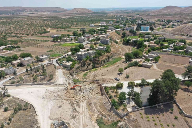 Güzelyurt Mahallesi Köprü Yapımı Başladı