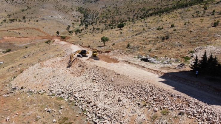 Battalgazi’de Yeni Yol Açma Çalışmaları Sürüyor