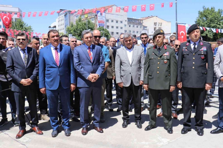 15 Temmuz Karma Resim Ve Fotoğraf Sergisi Açıldı