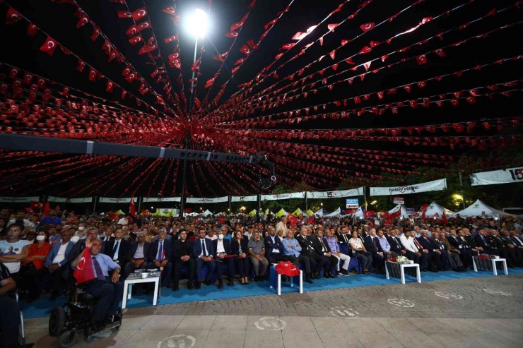 Gaziantep 15 Temmuz Gecesi Yine Tek Yürek, Tek Bilek Oldu