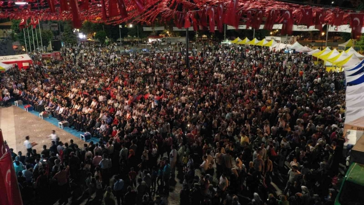 Gaziantep 15 Temmuz Gecesi Yine Tek Yürek, Tek Bilek Oldu