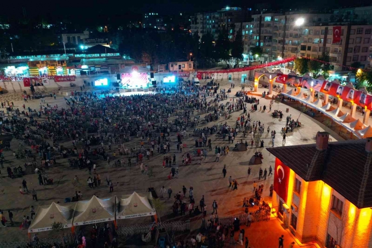 Şanlıurfa 15 Temmuz’un Yıl Dönümünde Tek Yürek Oldu