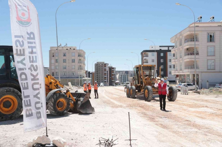 Şair Nabi Bulvarı Trafiğe Açıldı