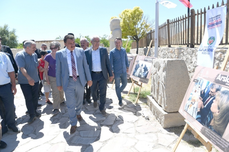 Gürkan: "arslantepe Höyüğü Türkiye Ve Dünya İçin Önemli Bir Kazanım"