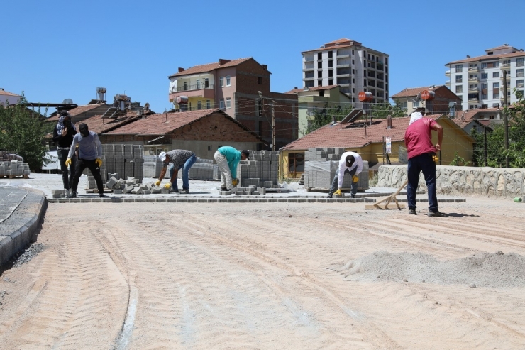 Battalgazi’deki Göz Kamaştıran Ulaşım Yatırımları Sürüyor