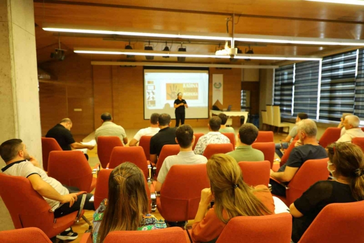 Diyarbakır’da “aile İçi Psikolojik Şiddet Ve Kadına Yönelik Şiddete Hayır” Semineri