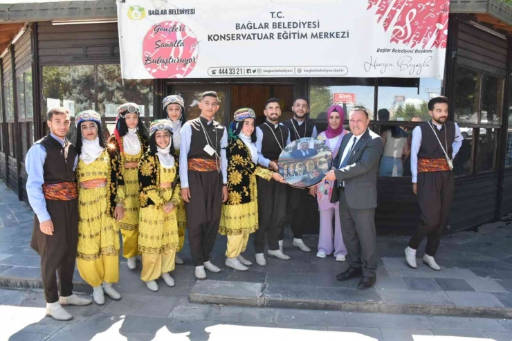 Bağlar Belediyesi Konservatuvar Merkezinden Başarı