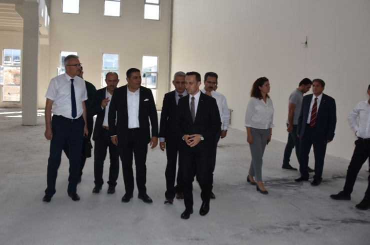 Malatya’da, Bölgenin İlk Model Fabrikasında Sona Doğru