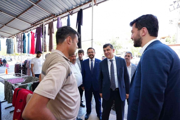 Fadıloğlu İle Yüksel, Karacaoğlan Sakinlerini Ziyaret Ettiler