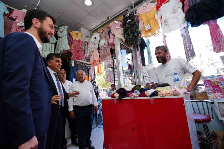 Fadıloğlu İle Yüksel, Karacaoğlan Sakinlerini Ziyaret Ettiler