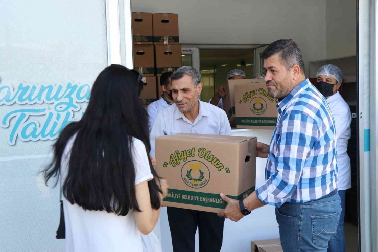 Şanlıurfa’da Çölyaklı Ve Pku’lu Vatandaşlara Destek