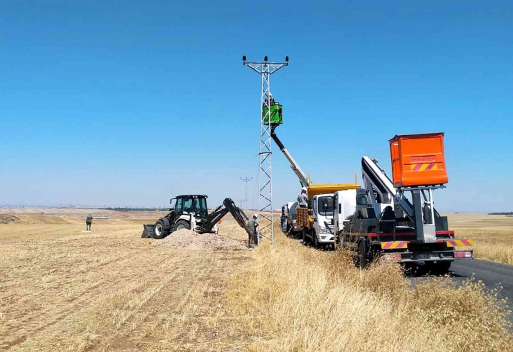 Dicle Elektrik’ten Çiftçiye Tarımsal Sulama İçin Elektrik Desteği