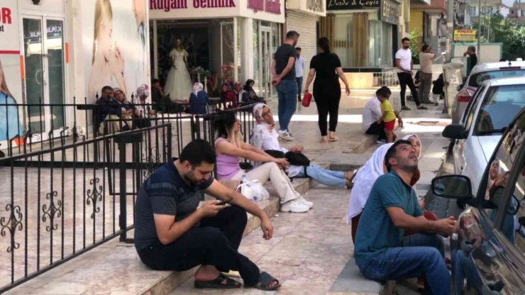 Şanlıurfa’da Kpss’ya Geç Kalanlar Salona Alınmadı