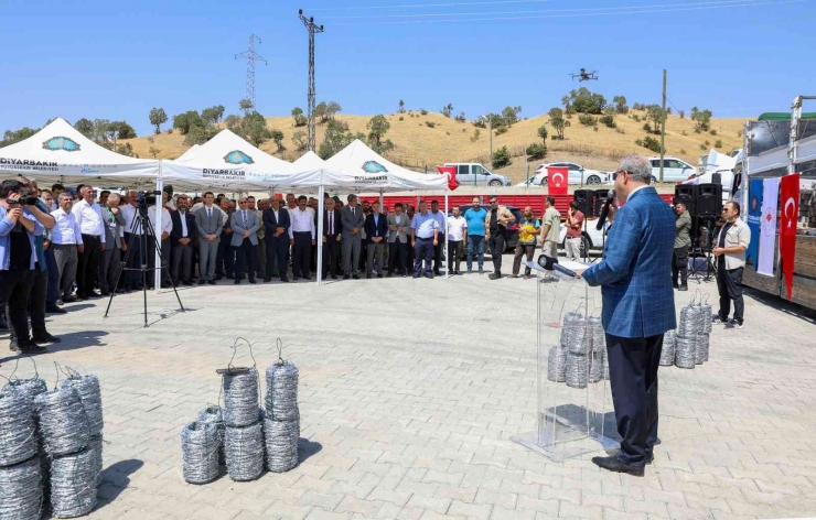 Vali Ali İhsan Su, Üç İlçede Vatandaşlarla Bir Araya Geldi