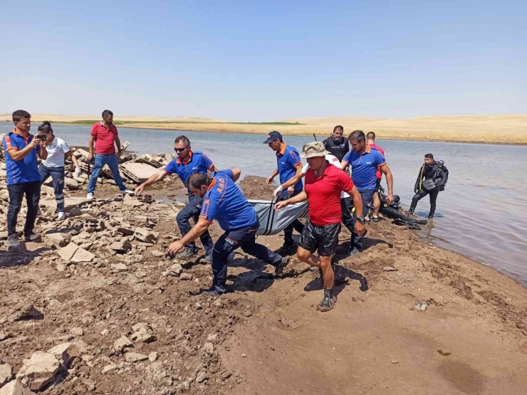 Diyarbakır’da Gölette Kaybolan Çocuğun Cansız Bedenine Ulaşıldı