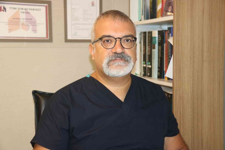 Göğüs Hastalıkları Uzmanı Doç. Dr. Levent Akyıldız’dan Kovid-19 İçin Kış Uyarısı