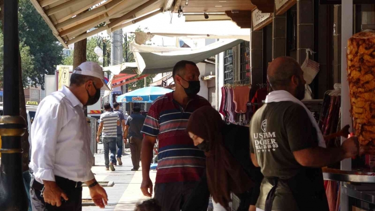 Göğüs Hastalıkları Uzmanı Doç. Dr. Levent Akyıldız’dan Kovid-19 İçin Kış Uyarısı