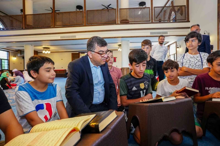 Fadıloğlu, Kur’an Kursu Öğrencilerini Ziyaret Etti