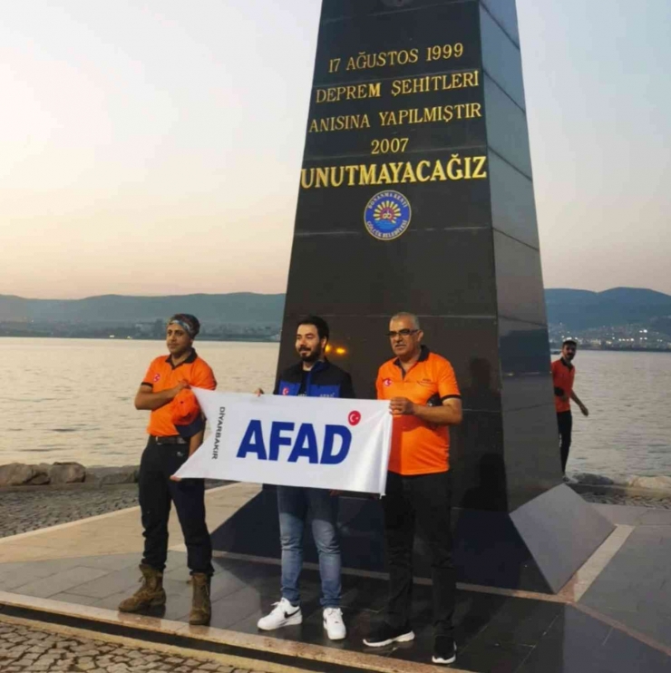 Gölcük Depreminin 23. Yılında Afad Gönüllüleri Anma Etkinliğinde Buluştu