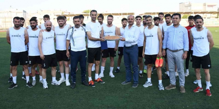 Doğru, Araban Belediyespor’a Yeni Sezonda Başarılar Diledi