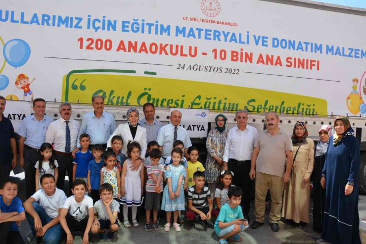 Eğitim Materyalleri Malatya’da Okullara Ulaştı