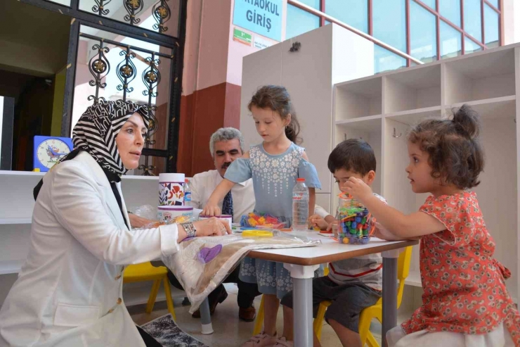 Eğitim Materyalleri Malatya’da Okullara Ulaştı