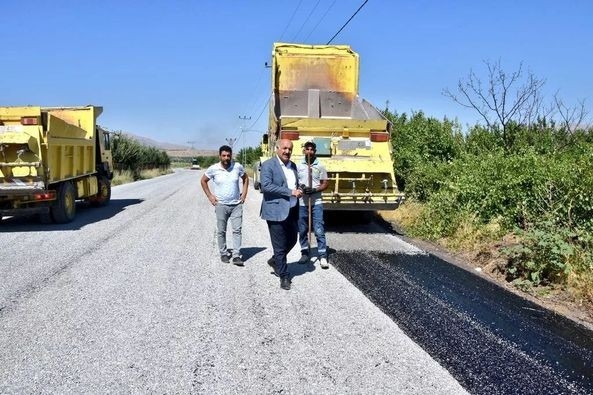 Doğanşehir’de Asfalt Ve Parke Çalışması